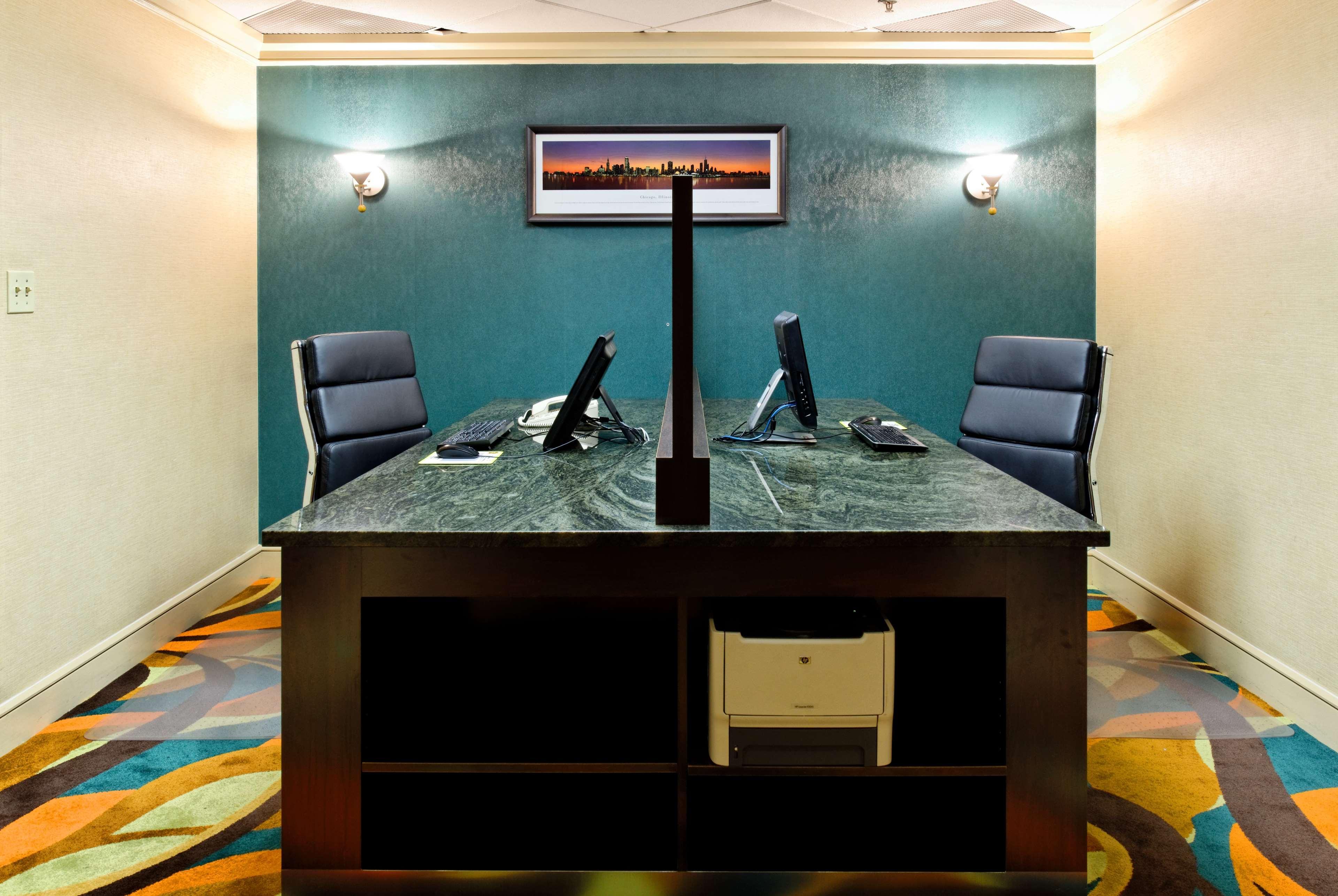 Hotel Wyndham Chicago O'Hare à Rosemont Extérieur photo