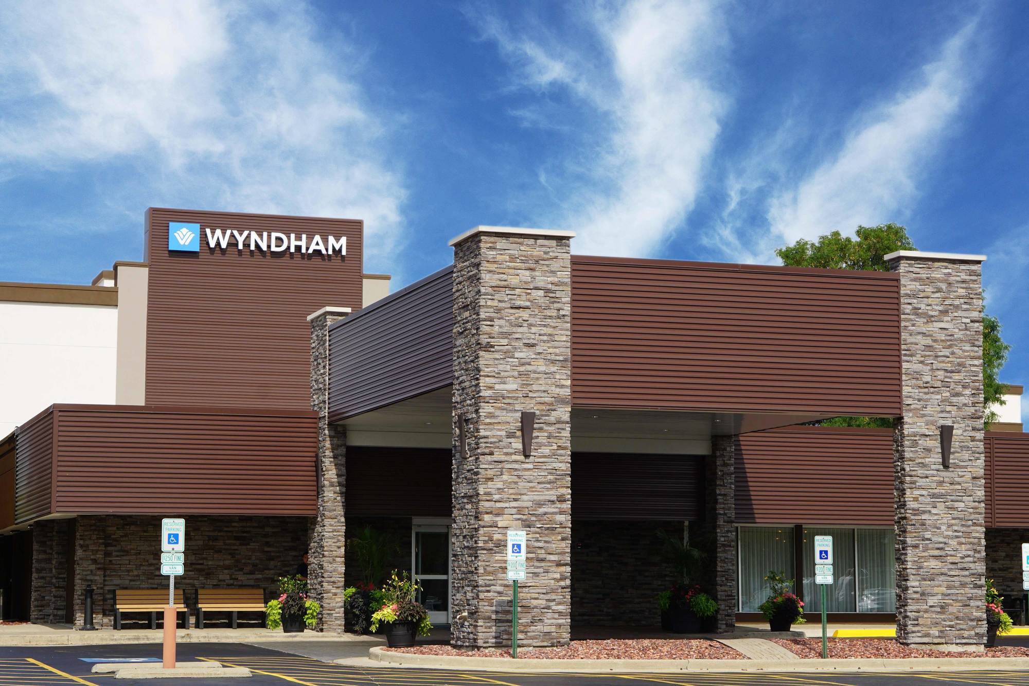 Hotel Wyndham Chicago O'Hare à Rosemont Extérieur photo