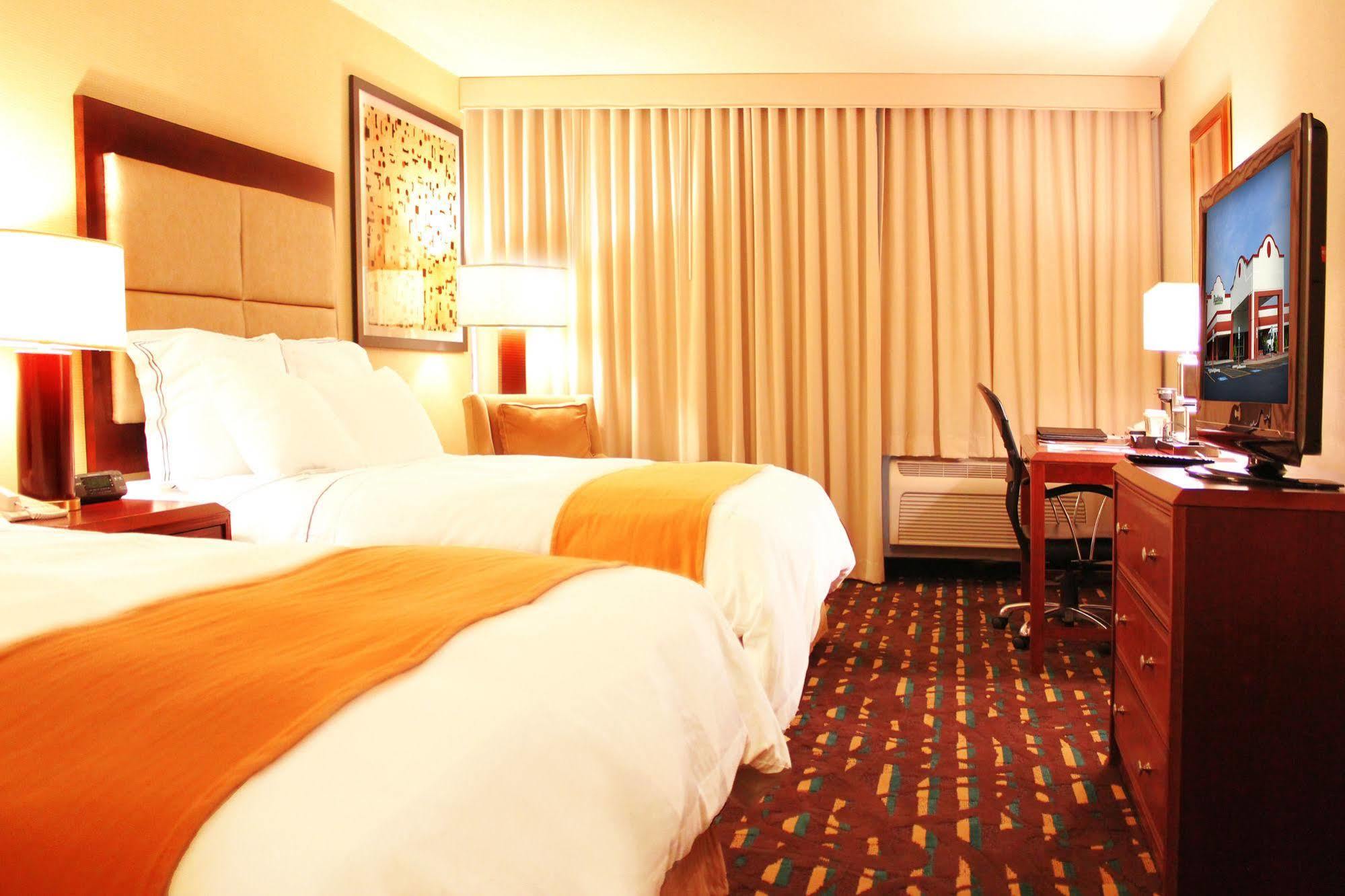 Hotel Wyndham Chicago O'Hare à Rosemont Extérieur photo